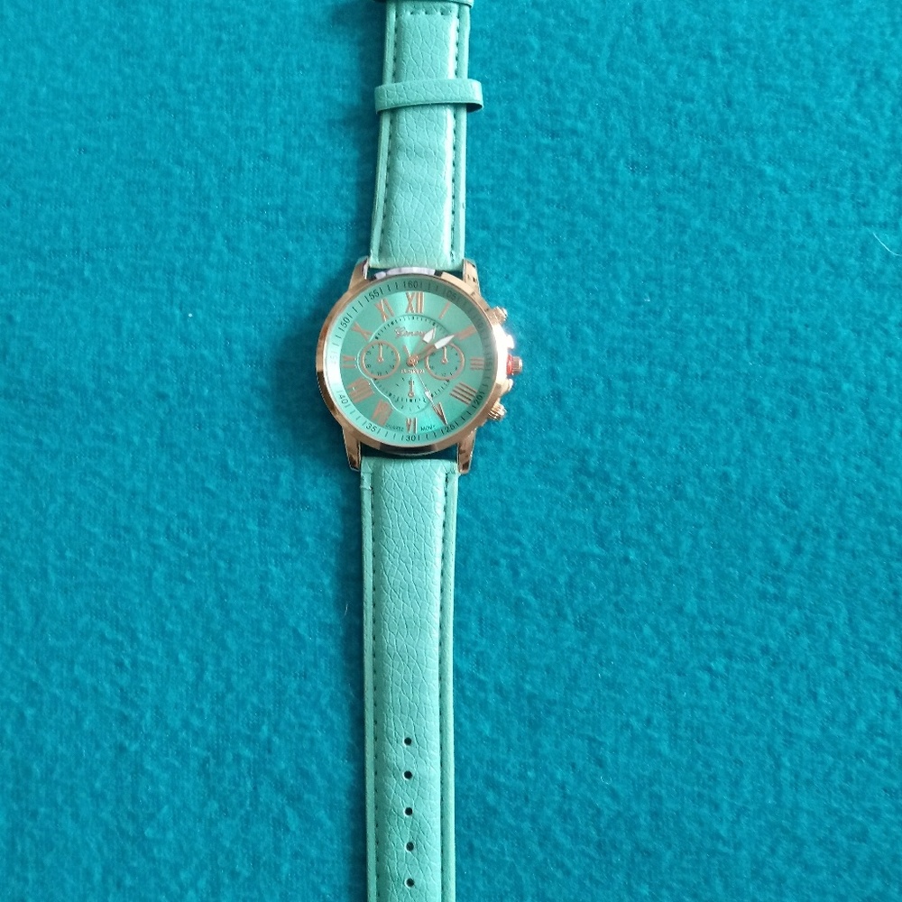 Watches - Picture 2 of 8